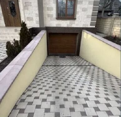 дом на неделина